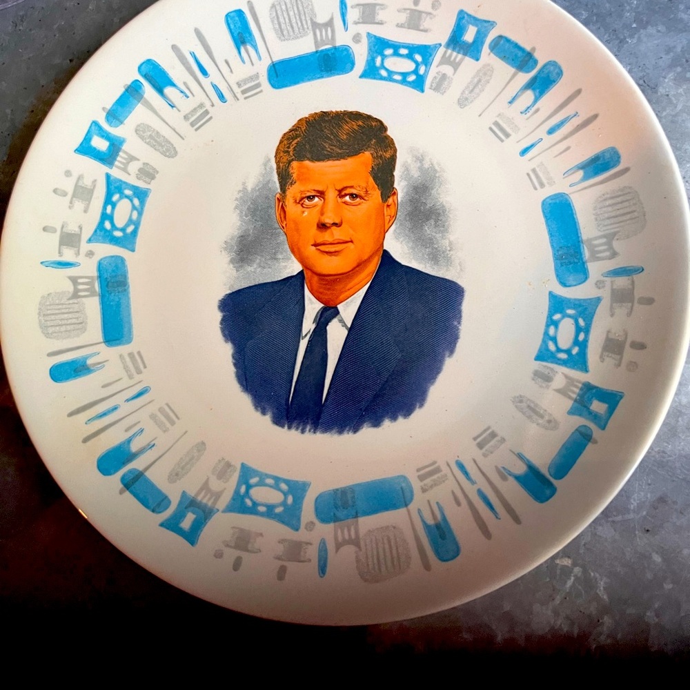 Ceramic decorative JFK plate